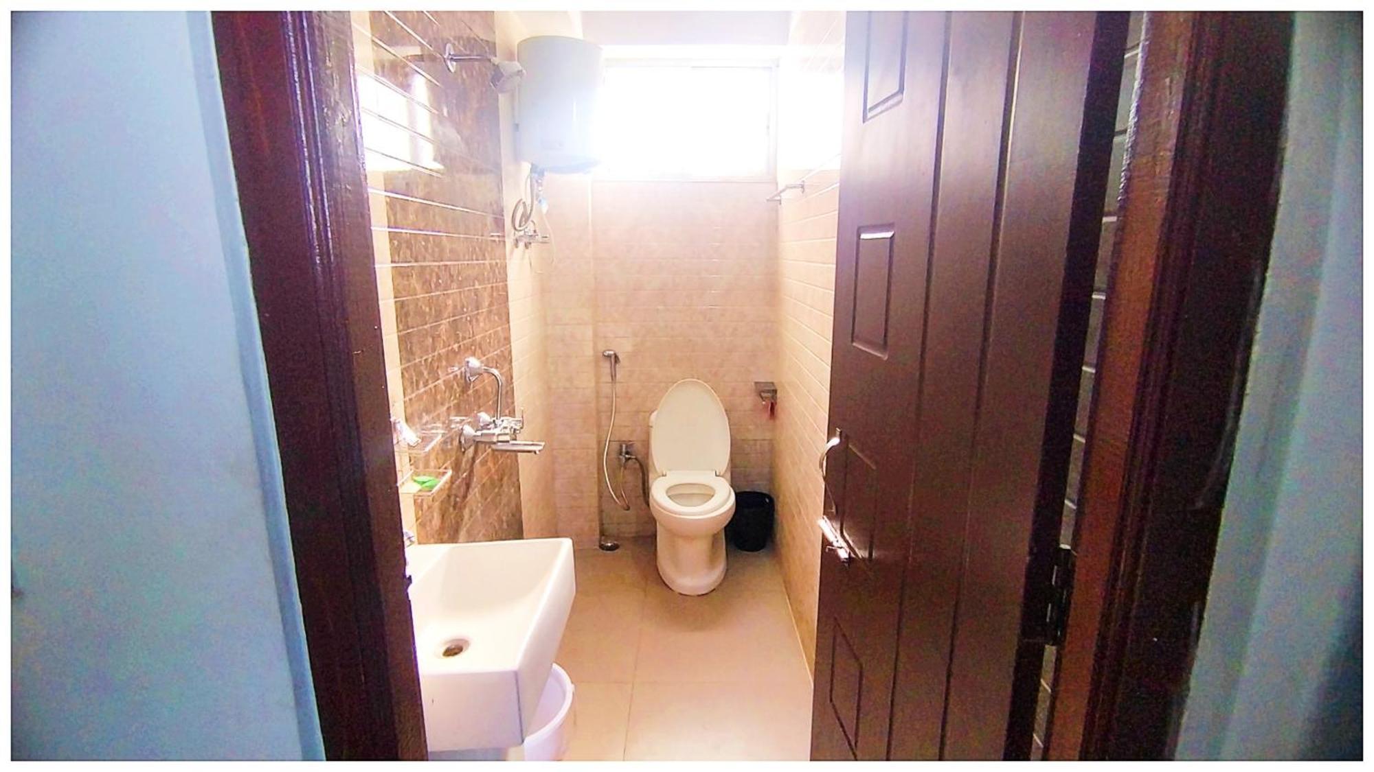 Hotel Premium Pitstop Near Railway Station Best Hotel In Darjeeling Дарджилинг Екстериор снимка