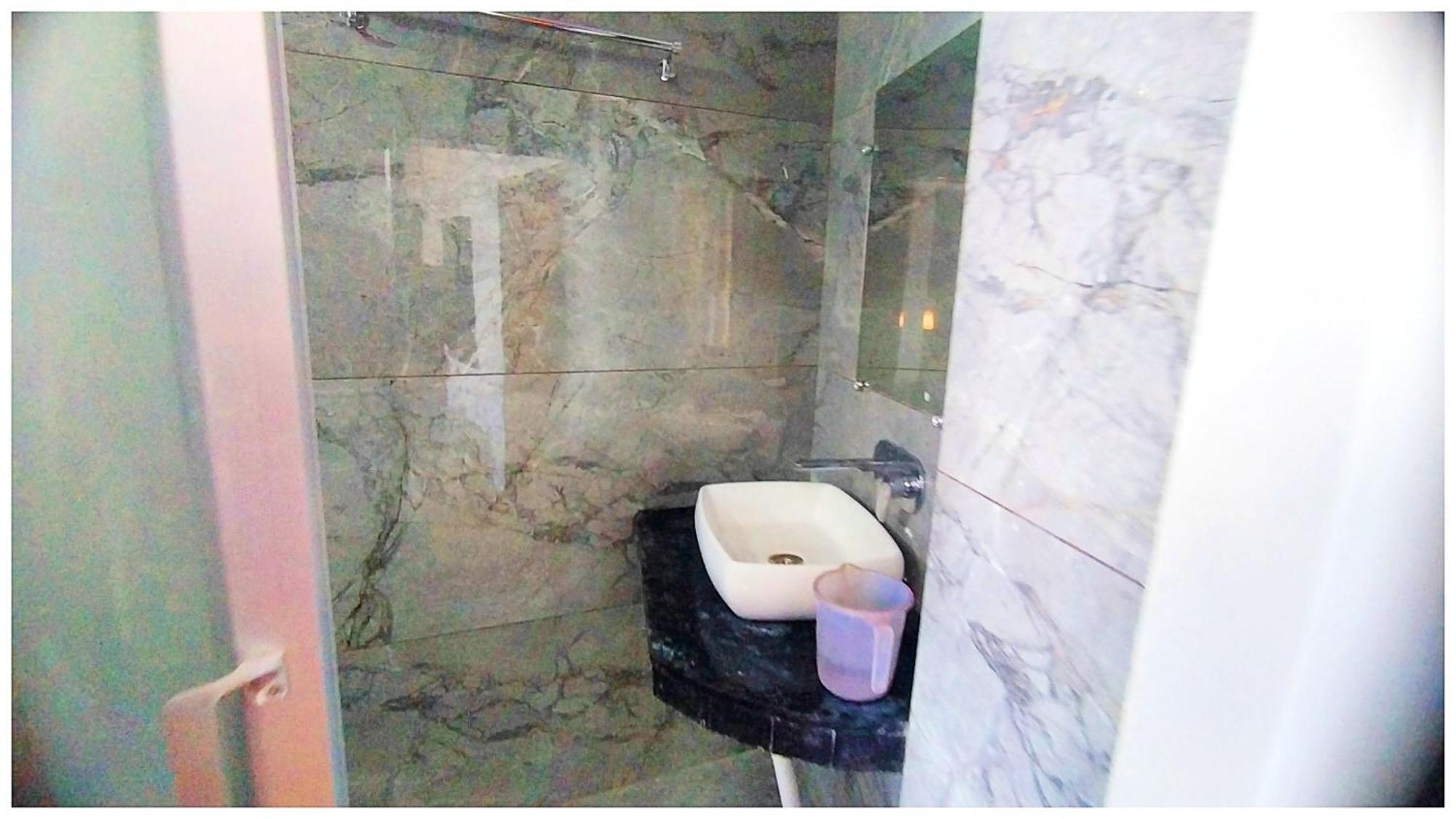Hotel Premium Pitstop Near Railway Station Best Hotel In Darjeeling Дарджилинг Екстериор снимка