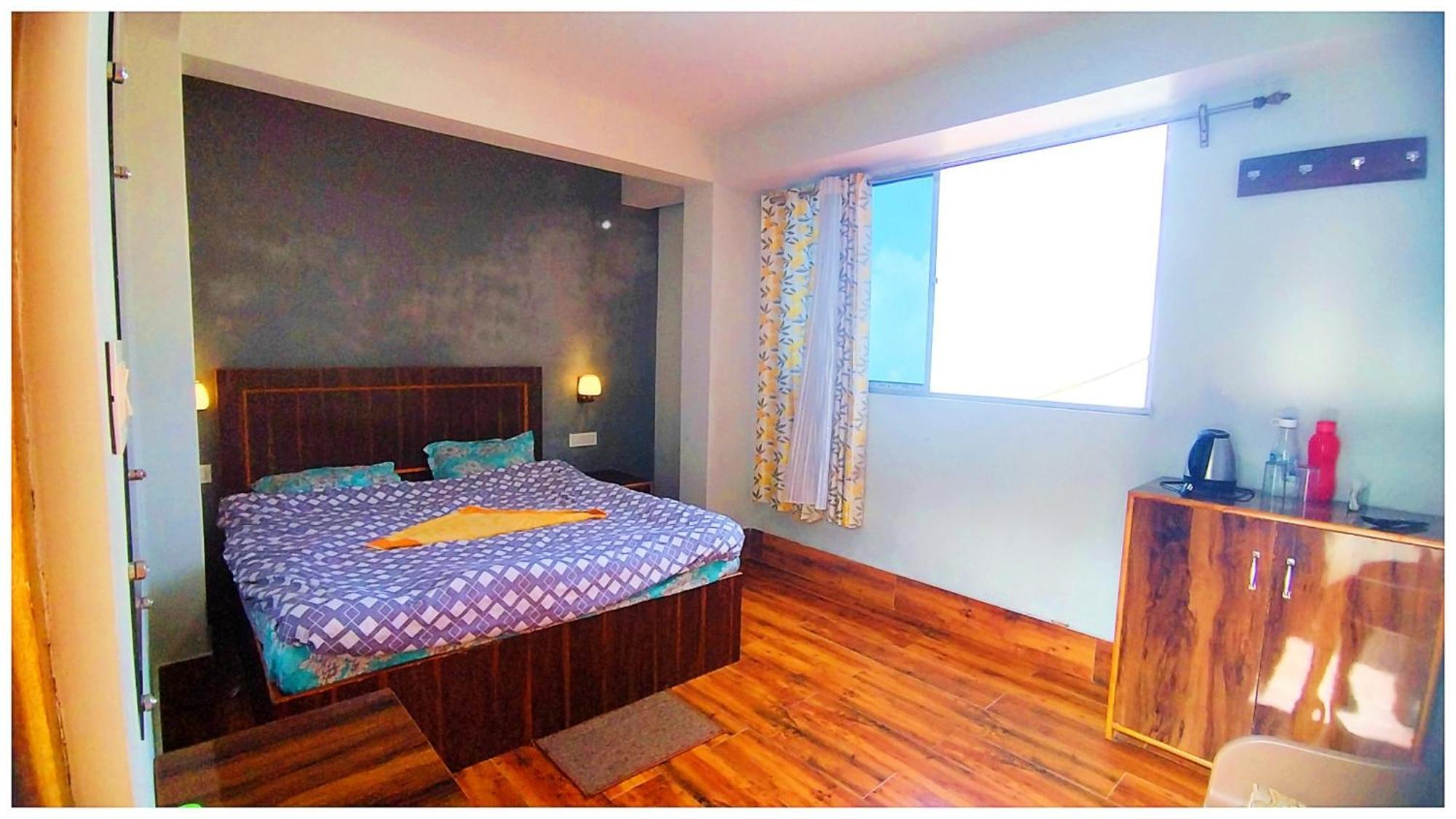 Hotel Premium Pitstop Near Railway Station Best Hotel In Darjeeling Дарджилинг Екстериор снимка