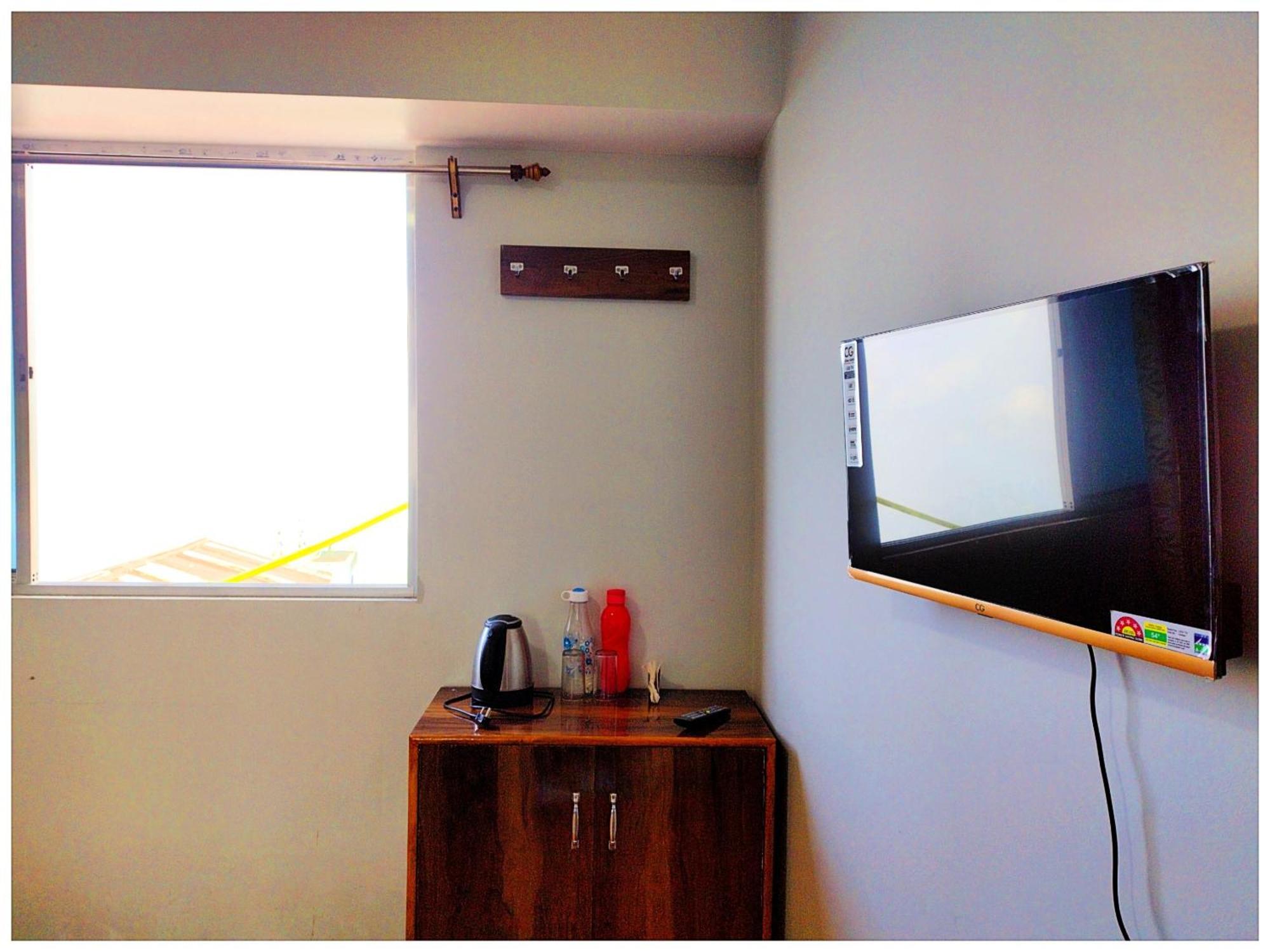 Hotel Premium Pitstop Near Railway Station Best Hotel In Darjeeling Дарджилинг Екстериор снимка